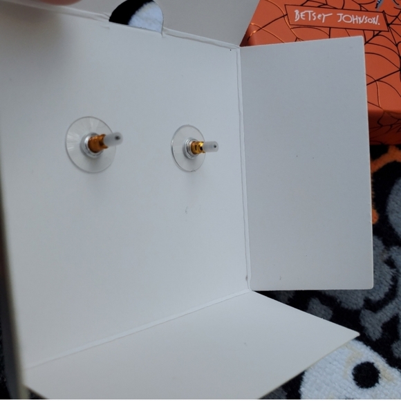 Betsey Johnson Pave Crystal Kitty Cat Earrings - Picture 10 of 10